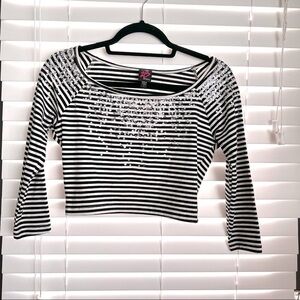 2B by Bebe Adorable 3/4 Sleeve Sequin Scoop Neck Crop Top!